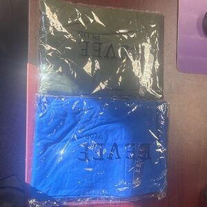 Vee Plus Face Towel Set in Black and Royal Blue